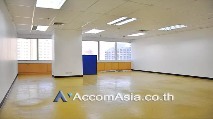  Office space For Rent in Sukhumvit, Bangkok  near BTS Asok - MRT Sukhumvit (AA13709)